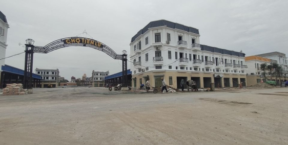 QUỸ HÀNG CHUYỂN NHƯỢNG SHOP 1 TẦNG VỊ TRÍ ĐẸP GIÁ TỐT