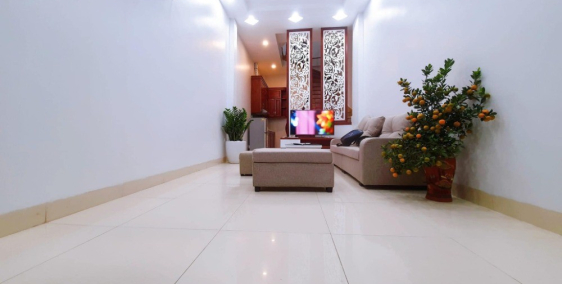 Bán nhà lô góc ngã 3 Định Công Thượng, 5 tầng, chỉ 3.85 tỷ.