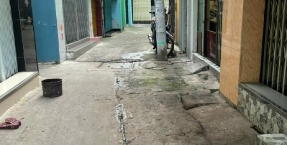 Xuống giá, cần bán nhanh nhà hẻm ngay trung tâm quận đường Bình Tiên, Quận 6