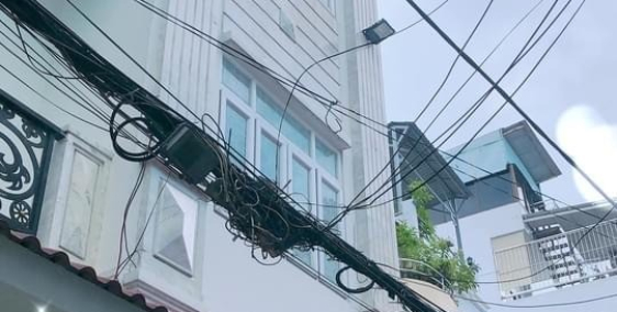 nhà 3 lầu, 50m2 hẻm trước nhà 4m, Ni sư huỳnh liên, 4.6 tỷ