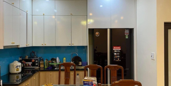 Bán nhà Mỹ Đình, DT rộng, cách phố 30m, tiện ích vô vàn, 42m2, giá 3.9 tỷ