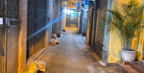 Bán nhà Trần Cung mặt ngõ thông, kinh doanh nhỏ lẻ 40m 4 tầng giá 3.59 tỷ