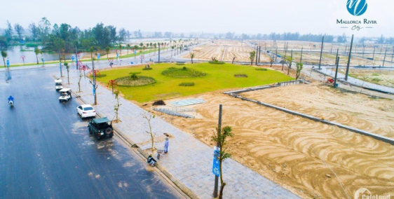 Bán gấp lô đất đối diện sông Cổ Cò, DT 120m2, hạ tầng hoàn thiện