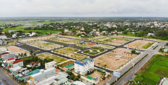 CẦN BÁN GẤP LÔ MẶT TIỀN ĐƯỜNG TRẦN HƯNG ĐẠO PHÙ HỢP ĐẦU TƯ XÂY DỰNG