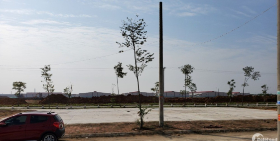 Chính chủ bán cắt lỗ lô đất KD 2 mặt tiền đối diện KCN, sát cao tốc HN-TN