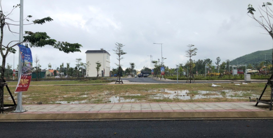 Đất nền giá rẻ thị xã mới Đức Phổ gần siêu thị điện máy