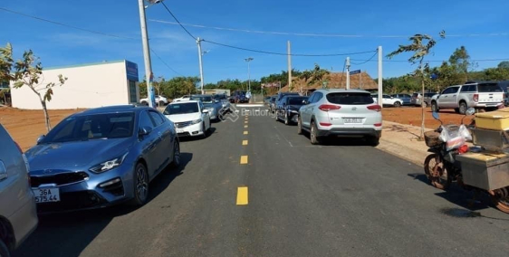 Cần Bán Lô đất nền sổ đỏ full thổ cư hồ Ea Nhái