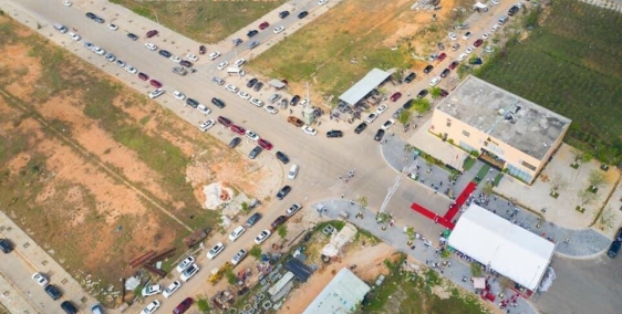 Tôi chính chủ, bán gấp lô CL39, ngay dãy biệt thự Hoa Sứ, giá thấp hơn thị trườn