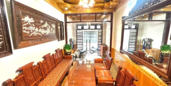 Chủ MÓT cần bán gấp siêu phẩm mặt phố Hoa Bằng 50m2, 5T, kinh doanh cực đỉnh,