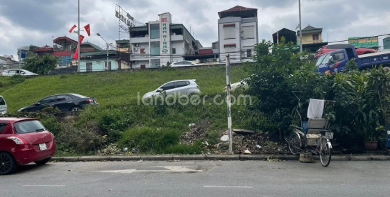 Bán nhà mặt phố Ngọc Lâm mặt tiền 8m kinh doanh đẹp