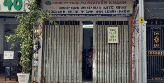 Bán nhà mặt tiền quận 1. Giá cả thương lượng. Gặp xem giấy tờ và nhà trực tiếp