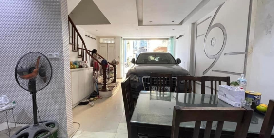 Nhà Dương Quảng Hàm 58m2, ngõ rộng oto tránh, khu dân trí cao, 9.2tỷ