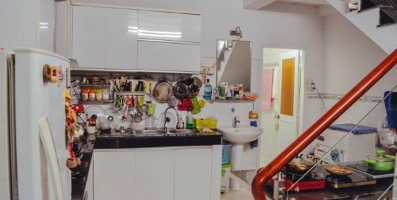 Bán nhà hẻm oto Q7 TXS,DT(6x16m) 3pn, giá rẽ.