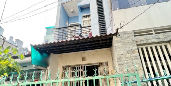 Bán nhà 2 lầu gần mặt tiền đường Phạm Hùng Phường 10 Quận 8