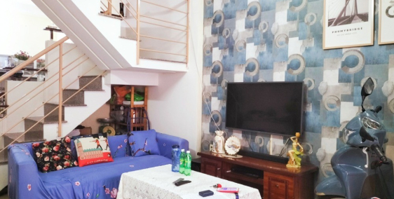 Khu Vip P.1,GV,hẻm xe hơi,1 căn ra mặt tiền,4 tầng chắc chắn,giá tốt chốt ngay.