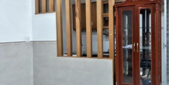 Nhà đẹp 2 Tầng, 50M2, HXH sát Trường Chinh, ngang hơn 5M, giá chỉ 4.5 tỷ.