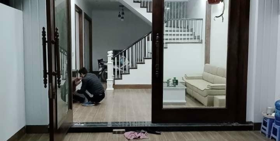 Bán nhà khu 13 phường Hải Tân, TP HD, 4 tầng 70m2, 5 ngủ, gara oto sân cổng, đườ