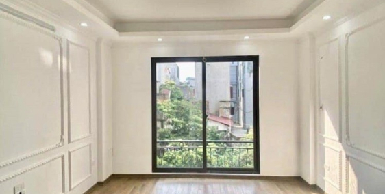 Bán nhà phố Trần Cung, phường Cổ Nhuế 1 ô tô cửa nhà, 40m2 giá 4.8 tỷ.