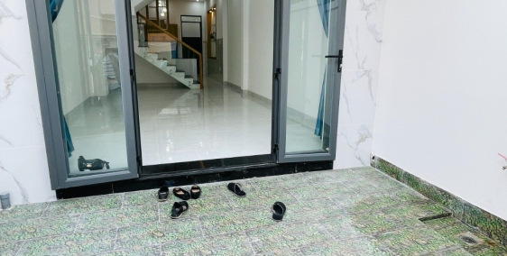 Nhà 3 tầng mới đẹp hẻm ô tô con đường Xô Viết 66.6 m2 giá chỉ 5.75 tỷ TL