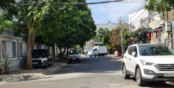 bán gấp trong tuần nhà cấp bốn 100m2  đường Võ Văn Tần phường Thắng Nhất TpVT.