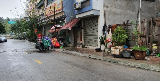 Bán mảnh đất đẹp nở hậu Cầu Giấy. Dt 100m, Mt 8m, 25Tỷ. Ô Tô tránh, KDoanh đỉnh