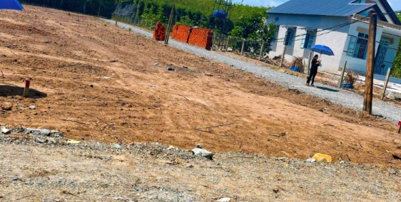 đất đầu tư giá rẻ sổ hồng sẵn giá  679tr/nền