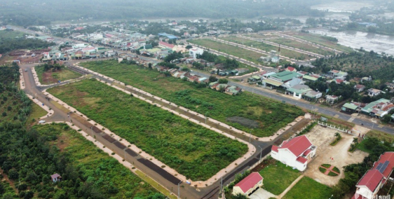 Bán 150m2 đất nền sổ đỏ ngay cạnh quần thể nghỉ dưỡng của FLC tại Đắk Lắk