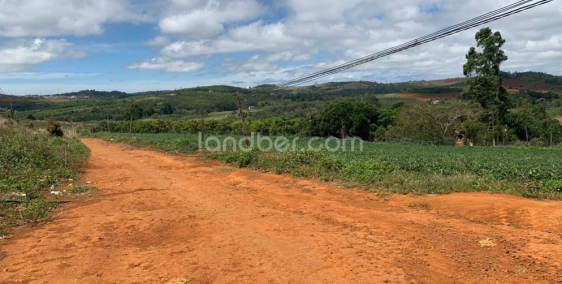 Bán gấp lô đất 3 mặt tiền 182m MT đường lên nhựa Đắk Búk So Tuy Đức Đắk Nông