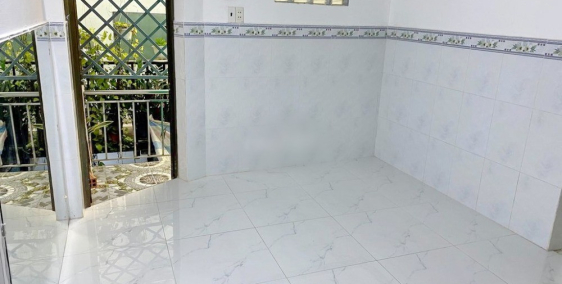 Cho thuê nhà mới 1 lầu hẻm 184 Âu Dương Lân P.3 Quận 8 -  5 Triệu/th