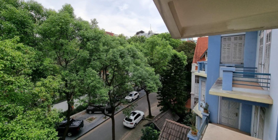 Bán gấp Biệt thự Lão Thành Cách Mạng KĐT Yên Hòa Lô góc 3 thoáng 300m