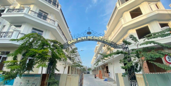 Cần tiền bán gấp căn nhà phố mặt tiền đường TL26 dtsd 280m2 đường oto 12m-SHR