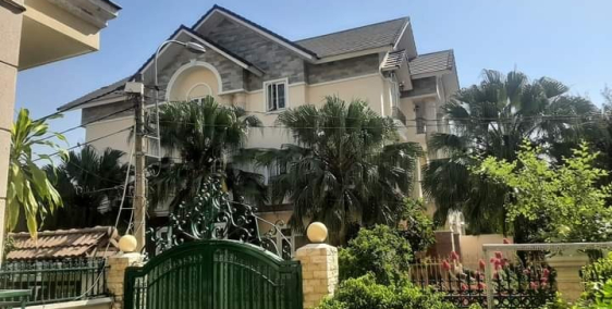 BÁN BIỆT THỰ NGUYỄN THỊ THẬP Quận 7 CHỦ CẦN BÁN GẤP