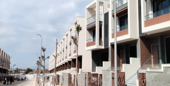 Bán Shophouse 1 trệt 4 lầu tại Summerland giá chỉ 7.2 tỷ