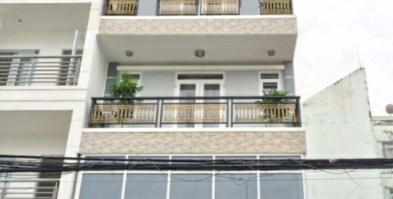 Kẹt tiền bán gấp nhà 8x23,6m ,hầm 3 lầu.  Đường Bạch Mã Q.10. Giá tốt nhất khu v