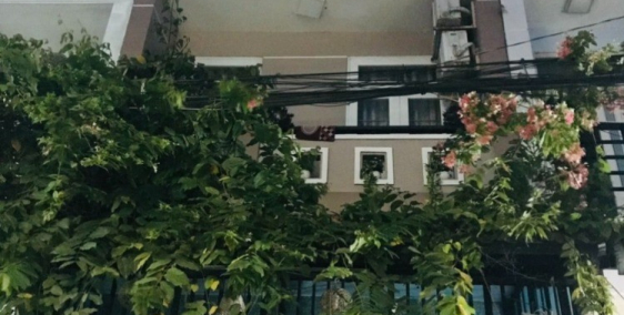 Bán nhà phố 3 tầng, hẻm thông, khu đông dân cư, gần chợ, siêu thị, trường cấp 12