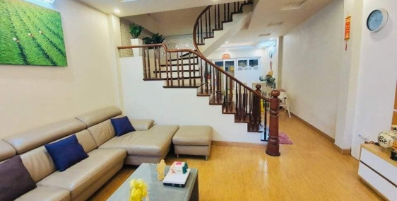 Bán nhà phố Văn Cao, Ba Đình. Dt 68m2, 4T, Mt 4.8m, 9.5 Tỷ. An sinh cao, Ở Sướng