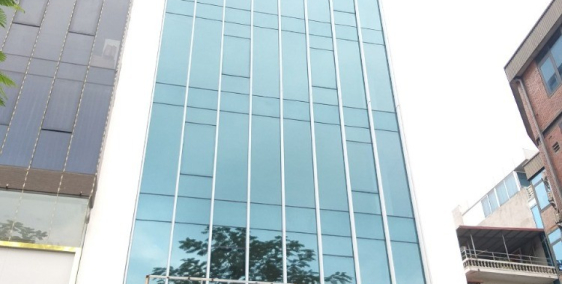 Nhà phố  Trung Kính: 80m, MT 5,1m, 7 tầng,  lô góc, vỉa hè, tầng hầm, 24 tỷ