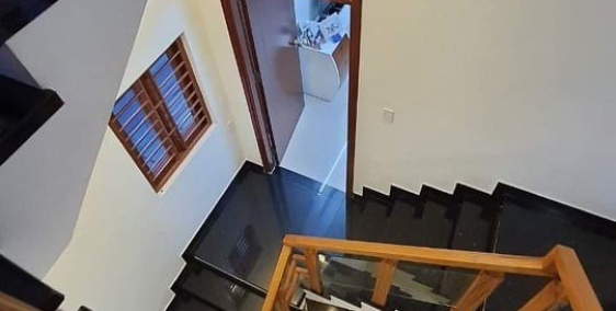 Chỉ với 4 tỷ có ngay nhà 4 tầng ở trong trung tâm thành phố.