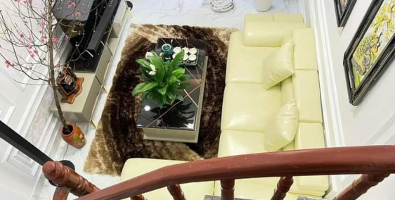 Bán nhà Lai Xá lô góc nguyên zin ô tô gần kề dọn về ở ngay