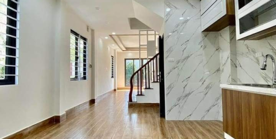 NHÀ ĐẸP ! Ngõ rộng . Hoàng Như Tiếp - Bồ Đề, dt 50m2 x 4t, mt 4.5m giá 4 tỷ.