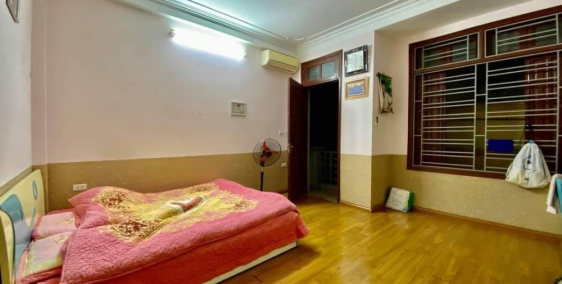 Bán gấp căn nhà tự xây tâm huyết phố Bắc Cầu, Ngọc Thuỵ 40M 4 tầng chỉ 2.6 tỷ