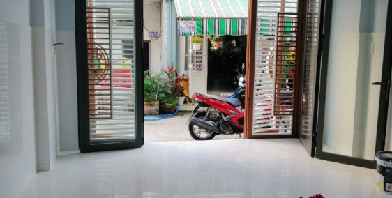 Bán gấp nhà HXH đường số 12( cạnh eaon Tân Phú)