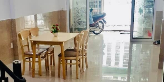 Hẻm oto kinh doanh Phạm Văn Hai 50m2 4 tầng chỉ 6.7 tỷ LH Nguyễn Long