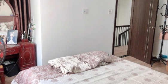 Nhà 4 Lầu,đ. Mai Hắc Đế, Sơn Trà, 48 m2, 3 pn. HXT vi vu thông suốt. 0358924229