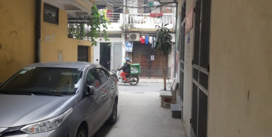 Cần Bán nhà khương trùng 5ty3 nhà 5 tầng Diện Tích 44m2 mặt tiền ngõ rộng thênh