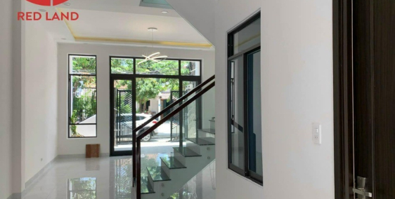 BÁN NHÀ MẶT TIỀN - HOÀN THIỆN 2 TẦNG Nguyễn Hữu Cảnh - GIÁ CHỈ 3,0X TỶ 