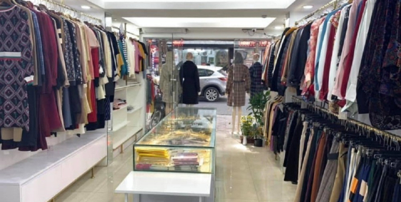 Bán nhà phố Phạm Văn Đồng 2 vỉa hè, kinh doanh 55m2 giá chỉ 12.6 tỷ.