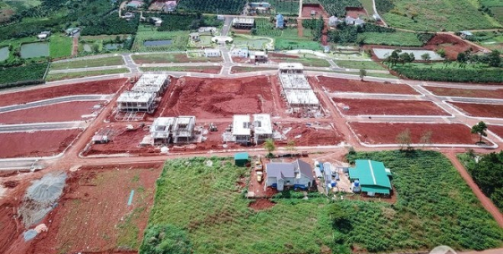 Thanh lý gấp nền Villa thuộc trung tâm Bảo Lâm giá rẻ, 100% thổ cư, đã có sổ.