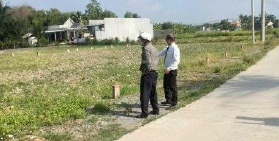 bán lô đất sổ hồng riêng ven sông sát chợ bình chánh cách TP chỉ 15p, NH cho vay