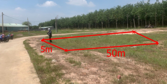 lô góc 250m đất chơn thành, cách ủy ban, QL14 2km